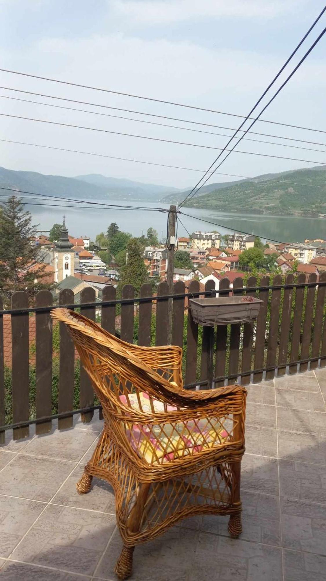 Apartman Sani Donji Milanovac Dış mekan fotoğraf